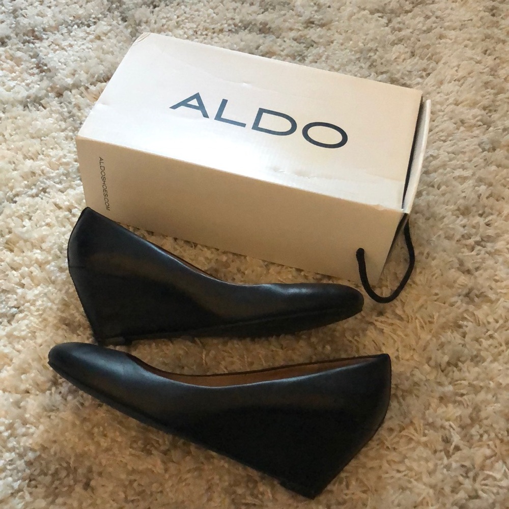 Aldo black leather wedge